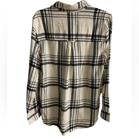 American eagle ahh mazingly soft boyfriend fit plaid flannel button up Medium - Picture 2 of 6